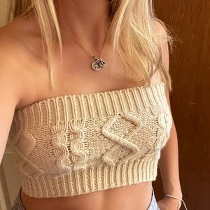 Strapless Sweater Crop Top! Perfect for a cute fall outfit with a light jacket!
